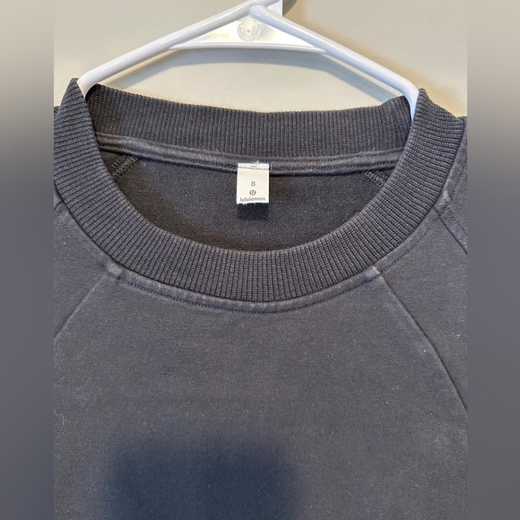 Lululemon Scuba Crew Neck Sweatshirt in Black Size 8 - Picture 6 of 11